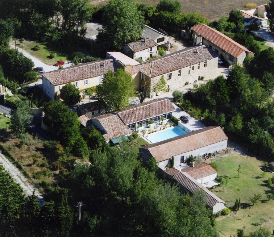 Hotel Domaine De Blanche Fleur Châteauneuf-de-Gadagne Exterior foto